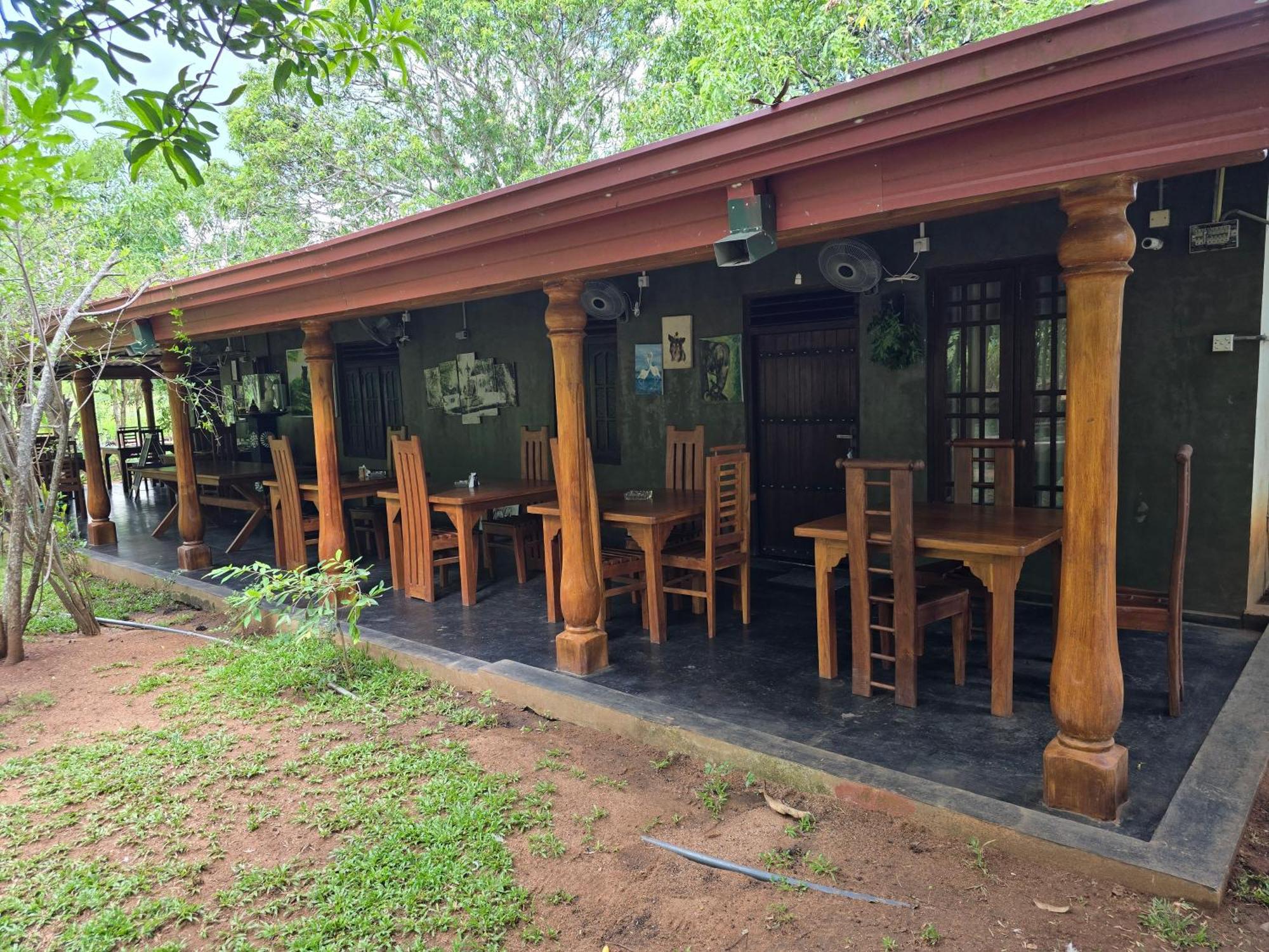 Ceylon Resort Wilpattu Nationalpark Exterior foto