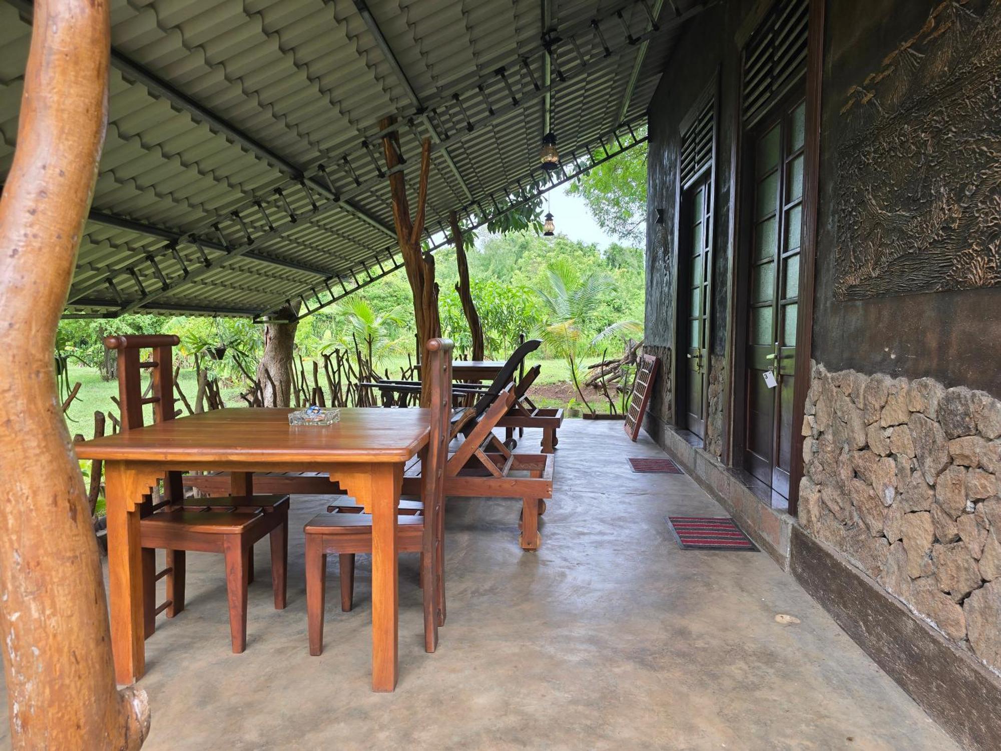 Ceylon Resort Wilpattu Nationalpark Exterior foto